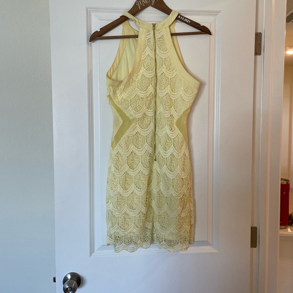 Yellow Lace Dress - Picture 5 of 6